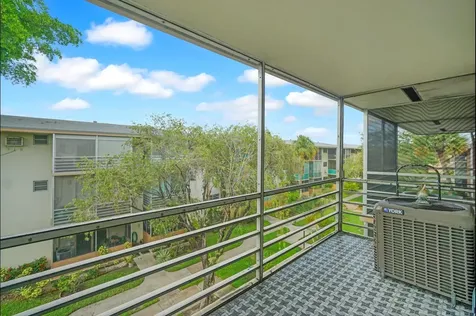 16750 NE 14th Avenue Miami FL 33162