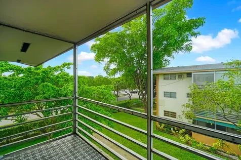 16750 NE 14th Avenue Miami FL 33162