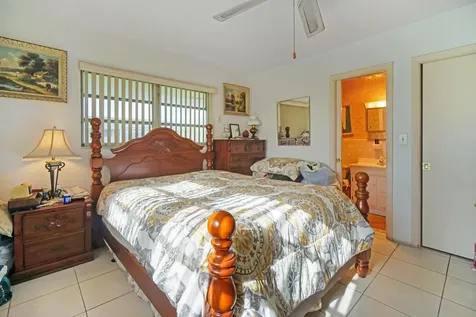 16750 NE 14th Avenue Miami FL 33162