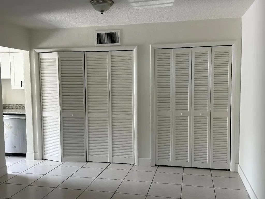 1913 NE 2nd Street Pompano Beach FL 33060