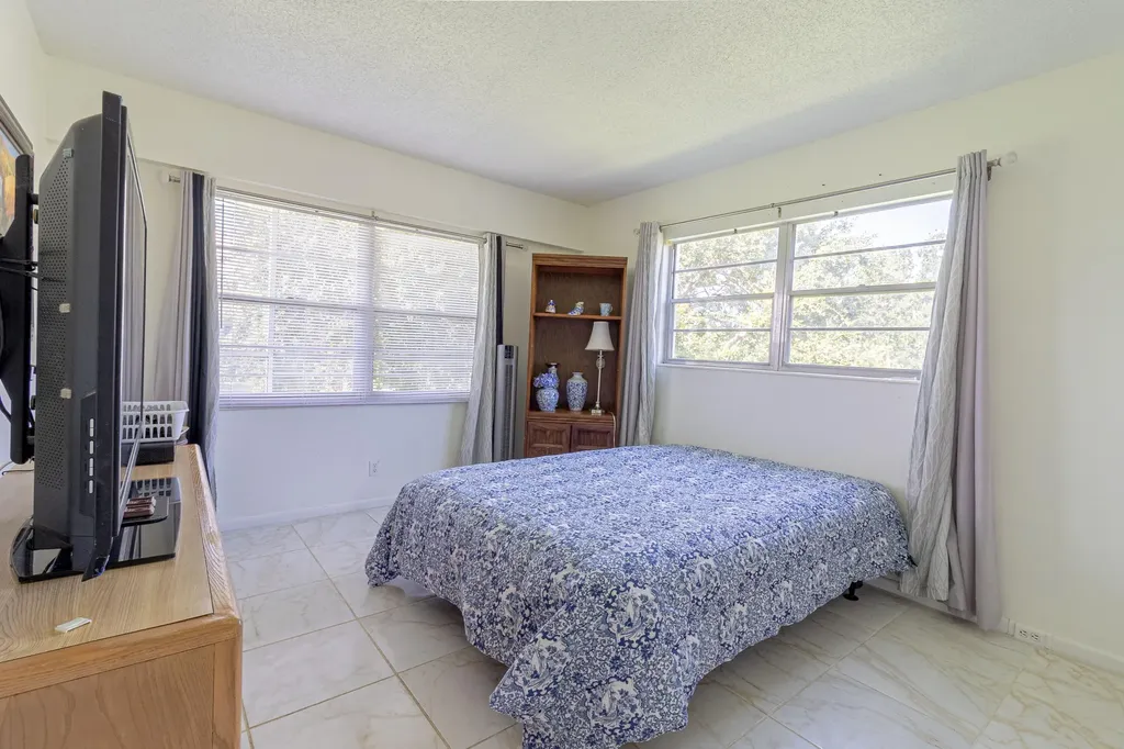 158 Mansfield D Drive Boca Raton FL 33434