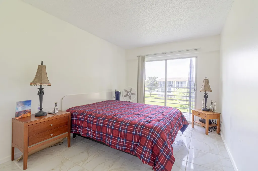 158 Mansfield D Drive Boca Raton FL 33434