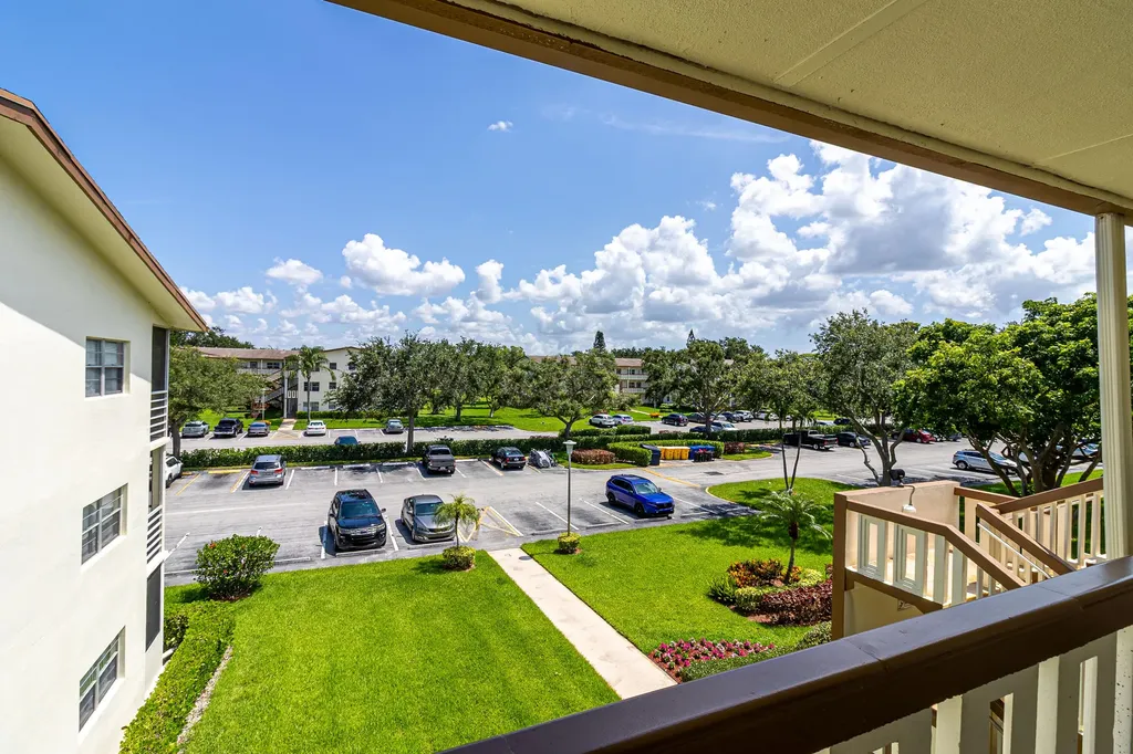 158 Mansfield D Drive Boca Raton FL 33434