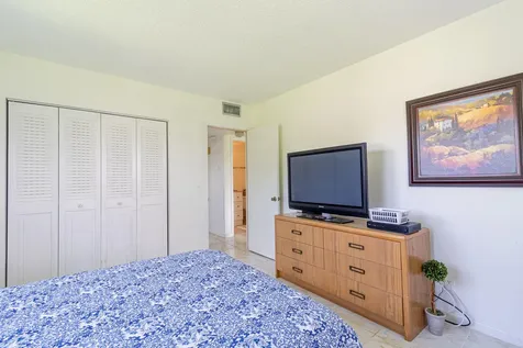158 Mansfield D Drive Boca Raton FL 33434