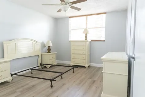 2851 Somerset Drive Lauderdale Lakes FL 33311