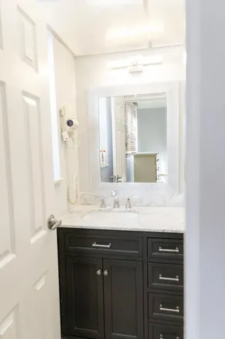2851 Somerset Drive Lauderdale Lakes FL 33311