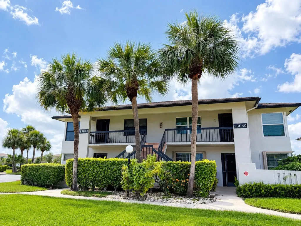 13640 Coconut Palm Court Delray Beach FL 33484