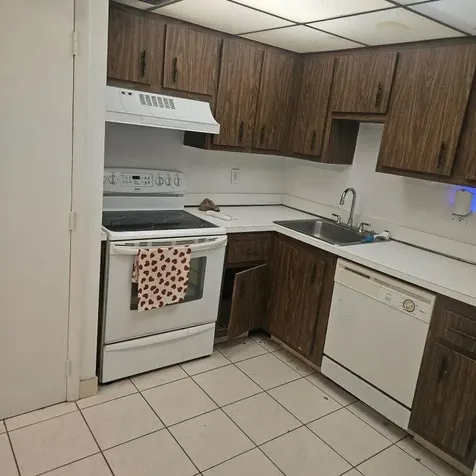 4174 Inverrary Drive Lauderhill FL 33319