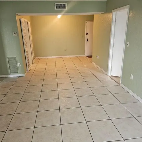 4174 Inverrary Drive Lauderhill FL 33319