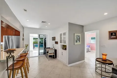 1036 NE 9th Avenue Fort Lauderdale FL 33304