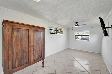 1036 NE 9th Avenue Fort Lauderdale FL 33304