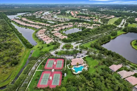 3277 SE Glacier Terrace Hobe Sound FL 33455