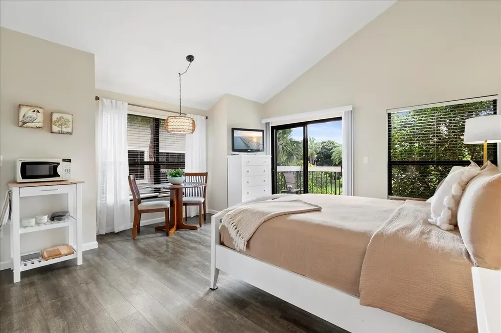 11863 Wimbledon Circle Wellington FL 33414