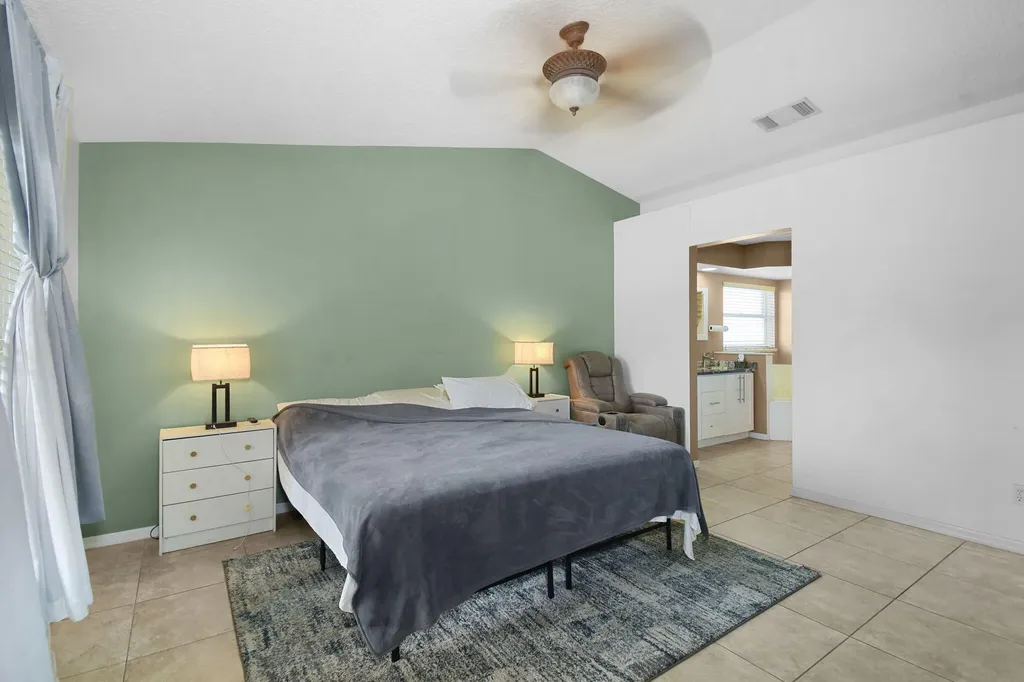 6915 NW Hershy Circle Port St Lucie FL 34983