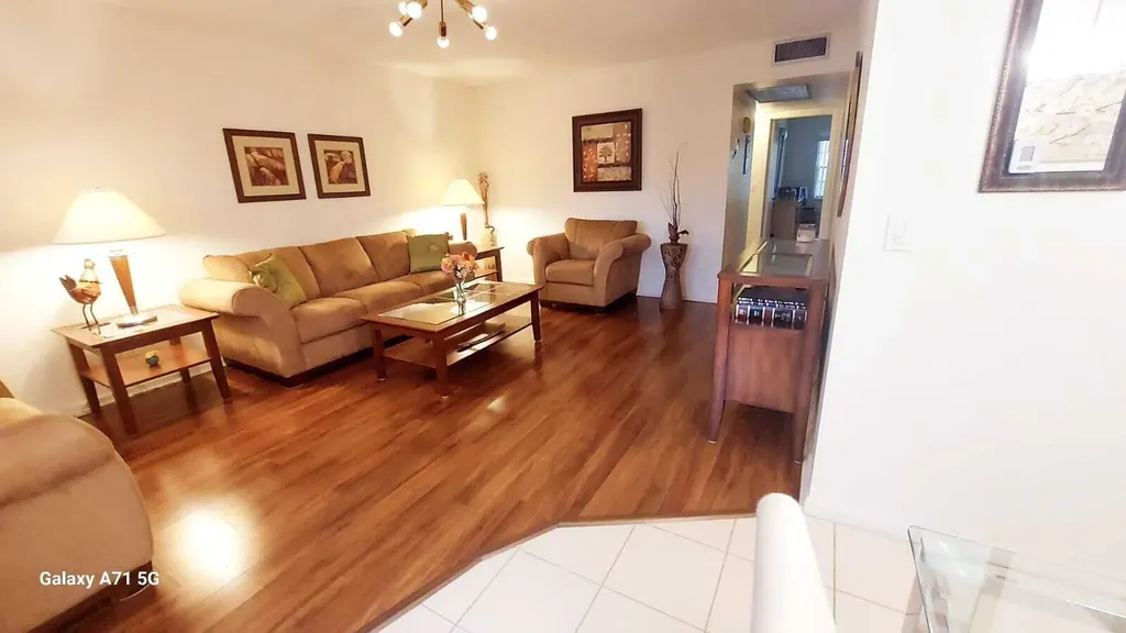 280 Suffolk G Boca Raton FL 33434