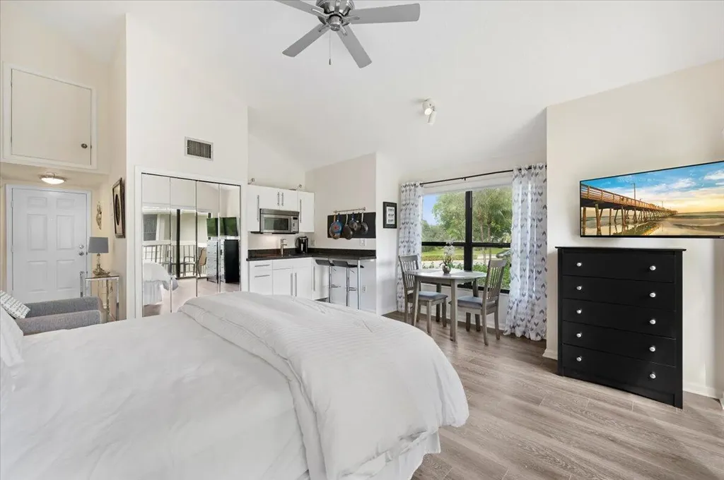 11863 Wimbledon Circle Wellington FL 33414