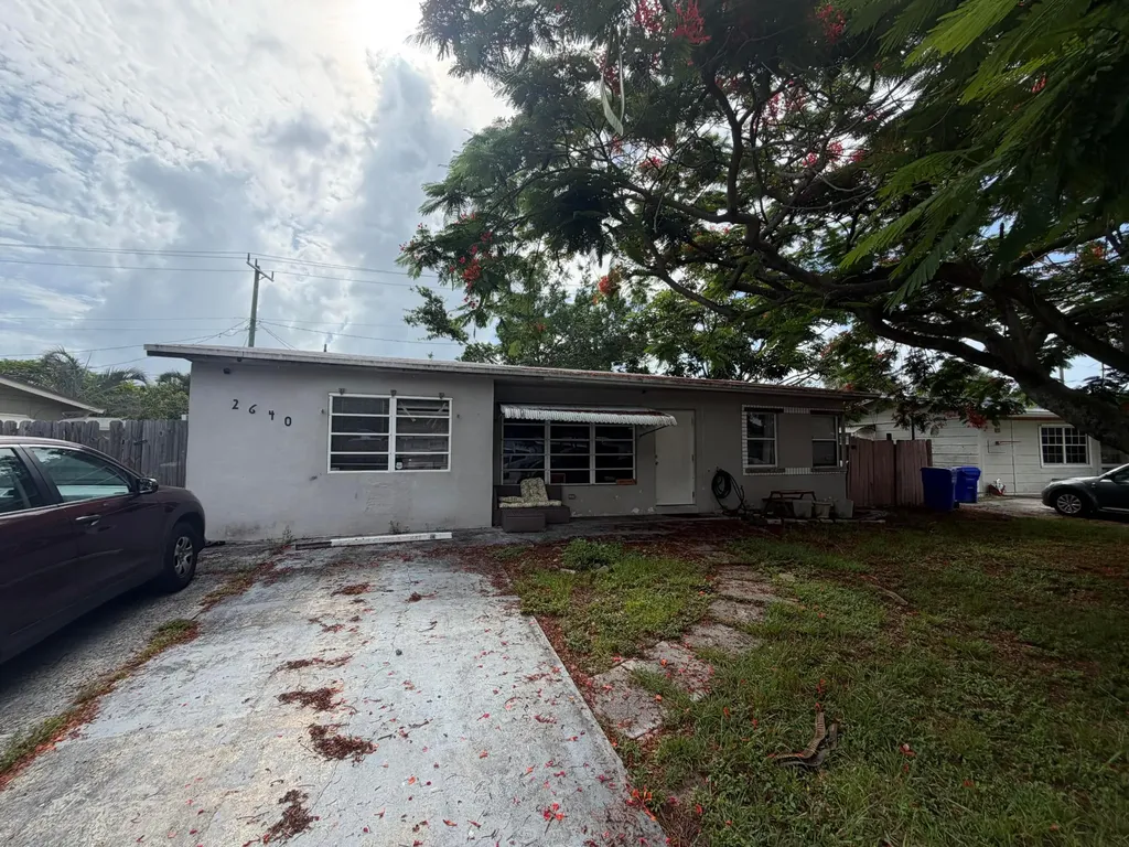 2640 NE 8th Terrace Pompano Beach FL 33064