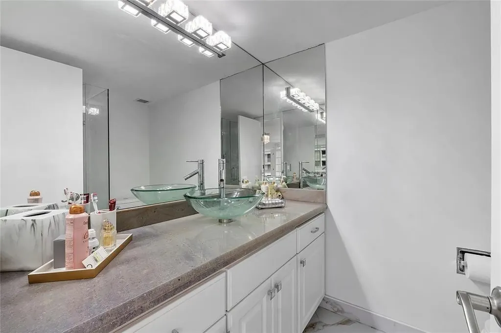 3100 NE 49th Street Fort Lauderdale FL 33308