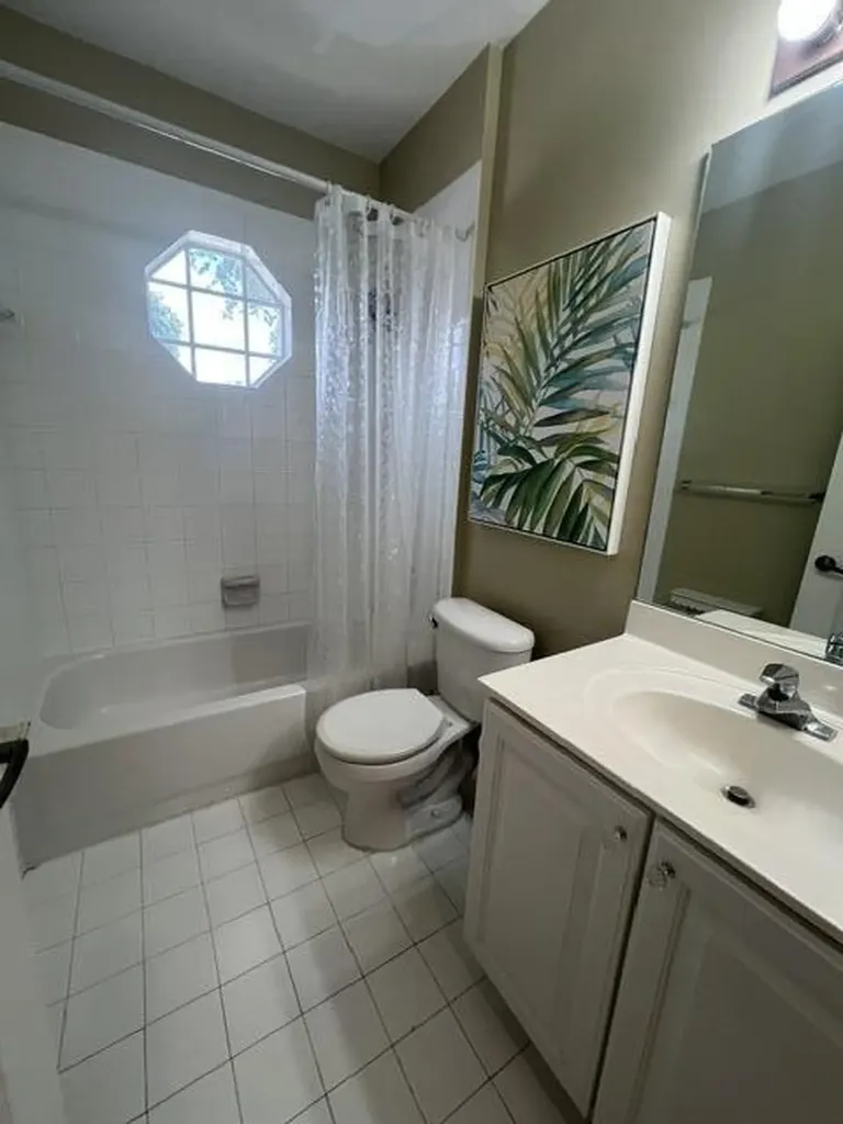 8583 Vía Serena Boca Raton FL 33433