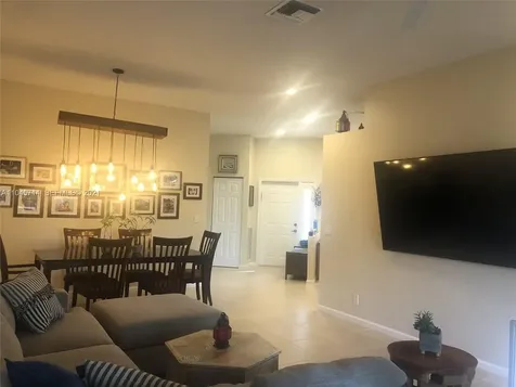 8583 Vía Serena Boca Raton FL 33433