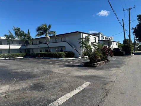 607 NE 29th Drive Wilton Manors FL 33334