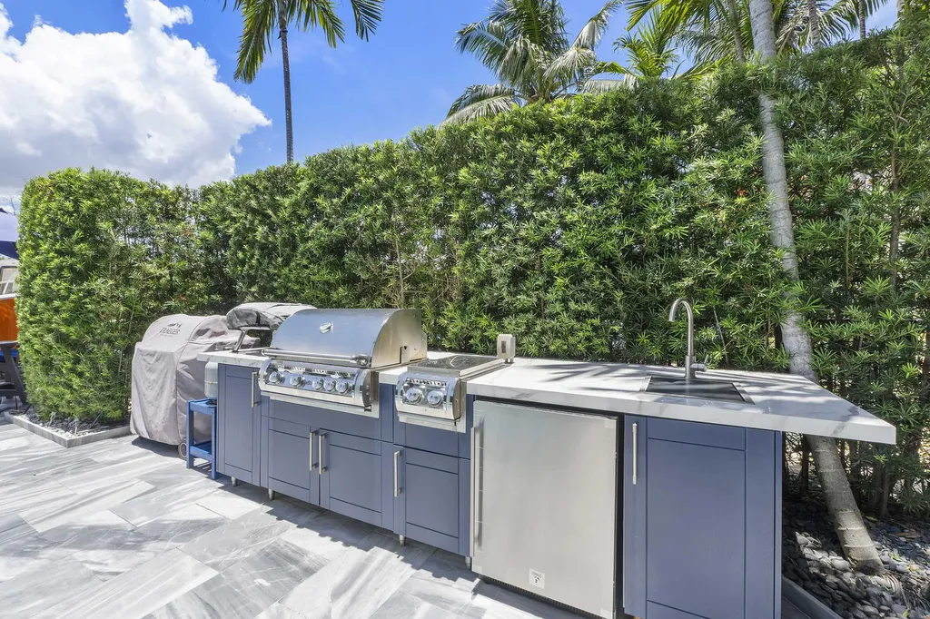 449 NE 19th Avenue Deerfield Beach FL 33441