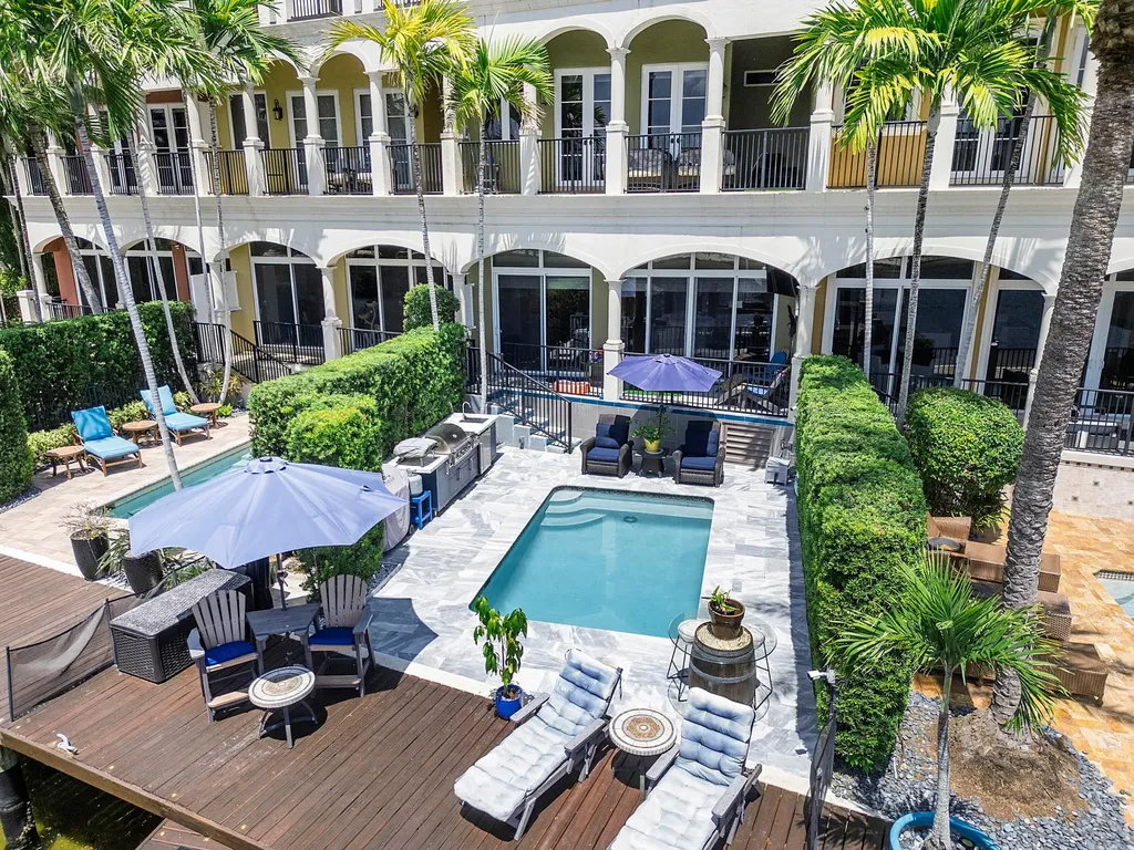449 NE 19th Avenue Deerfield Beach FL 33441