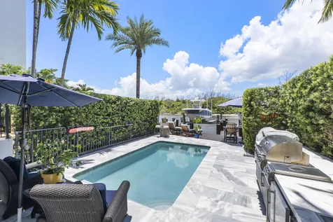 449 NE 19th Avenue Deerfield Beach FL 33441