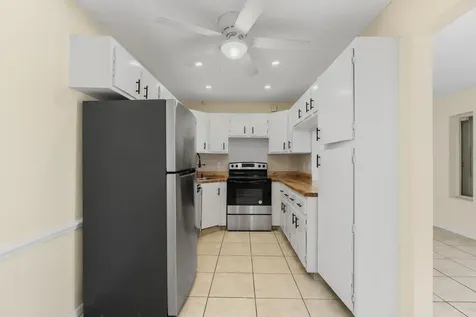 706 Sunny Pine Way Greenacres FL 33415