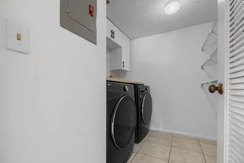 706 Sunny Pine Way Greenacres FL 33415