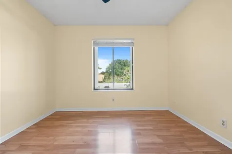 706 Sunny Pine Way Greenacres FL 33415