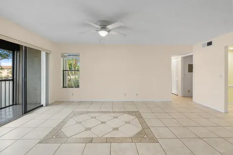 706 Sunny Pine Way Greenacres FL 33415