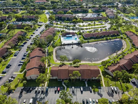 706 Sunny Pine Way Greenacres FL 33415