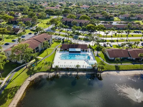 706 Sunny Pine Way Greenacres FL 33415