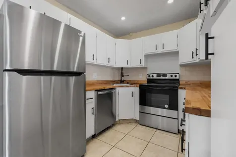 706 Sunny Pine Way Greenacres FL 33415