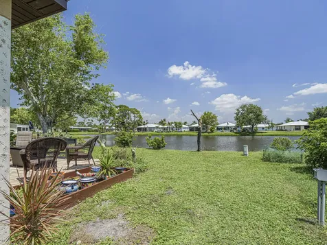 23 Arboles Del Norte Fort Pierce FL 34951