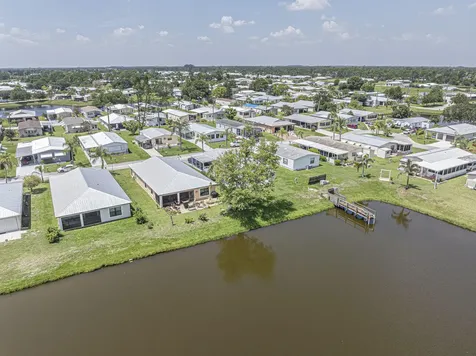 23 Arboles Del Norte Fort Pierce FL 34951