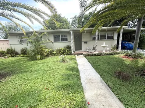 6940 NW 14th Court NW Plantation FL 33313