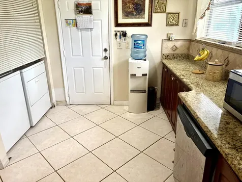 6940 NW 14th Court NW Plantation FL 33313