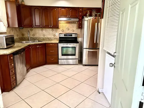 6940 NW 14th Court NW Plantation FL 33313