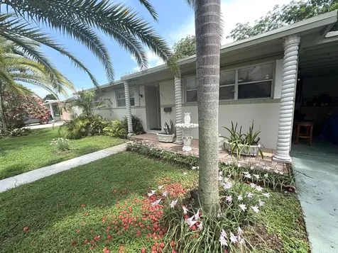 6940 NW 14th Court NW Plantation FL 33313