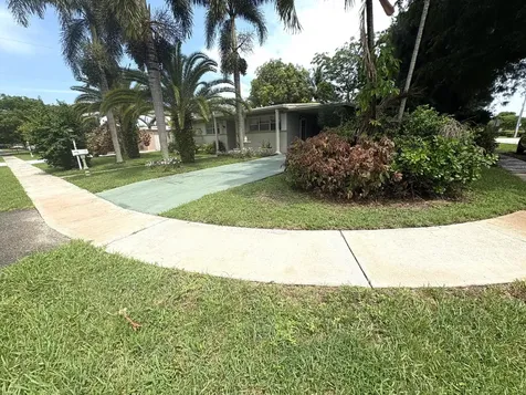 6940 NW 14th Court NW Plantation FL 33313