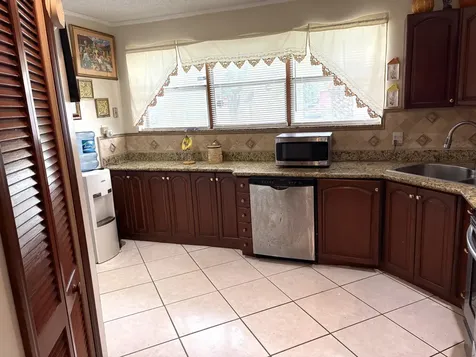 6940 NW 14th Court NW Plantation FL 33313