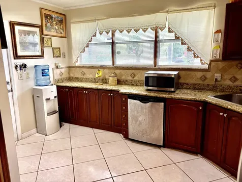 6940 NW 14th Court NW Plantation FL 33313