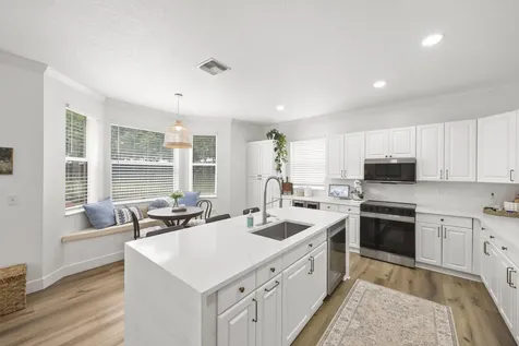 7518 Oak Grove Circle Lake Worth FL 33467