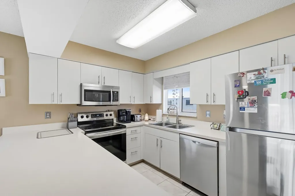 191 SE Village Drive Port St Lucie FL 34952