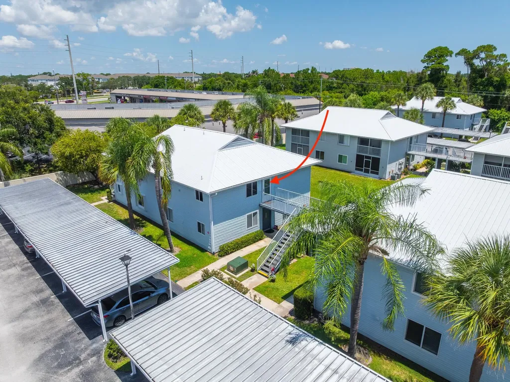 191 SE Village Drive Port St Lucie FL 34952