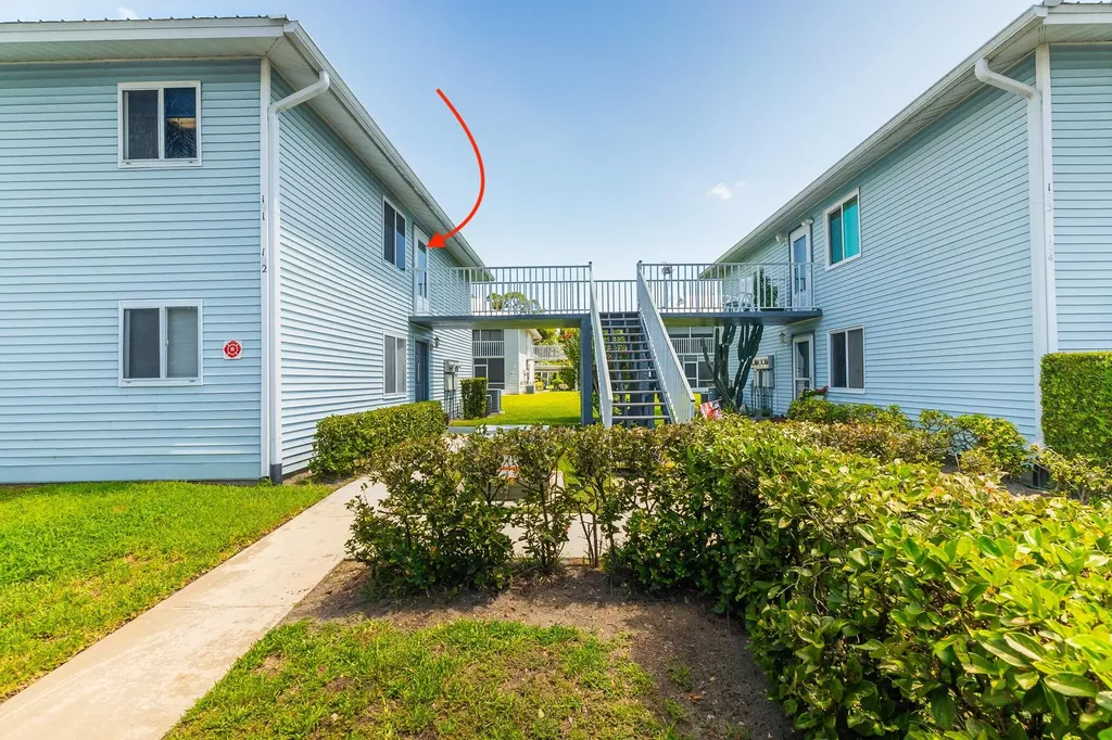 191 SE Village Drive Port St Lucie FL 34952