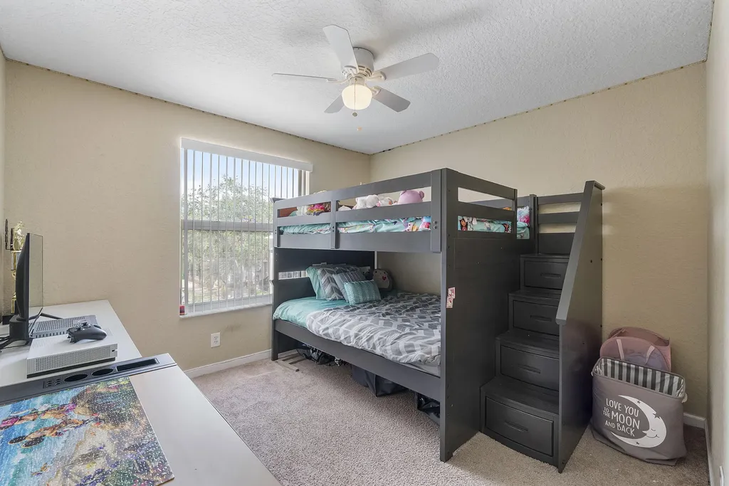 5540 NW 90th Terrace Sunrise FL 33351
