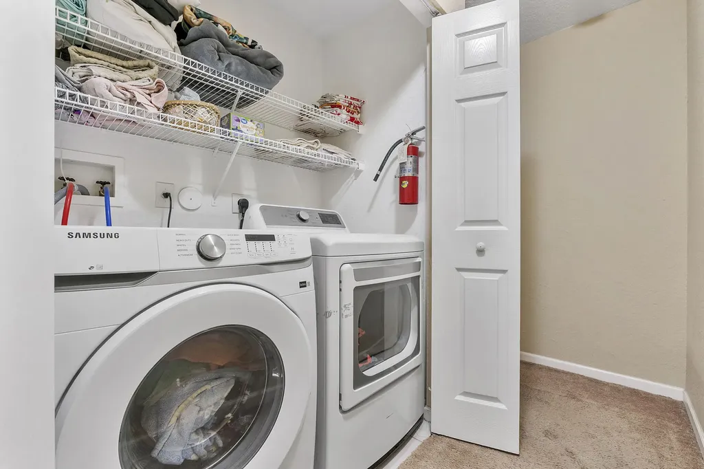 5540 NW 90th Terrace Sunrise FL 33351